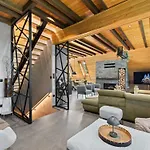 בית נופש Forest Hill Mit Hallenbad By Interhome *