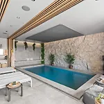 Forest Hill Mit Hallenbad By Interhome בית נופש