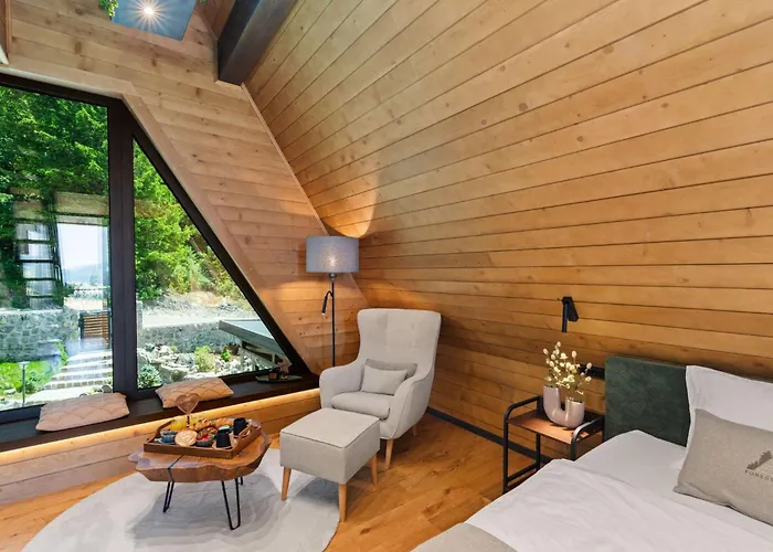 Forest Hill Mit Hallenbad By Interhome