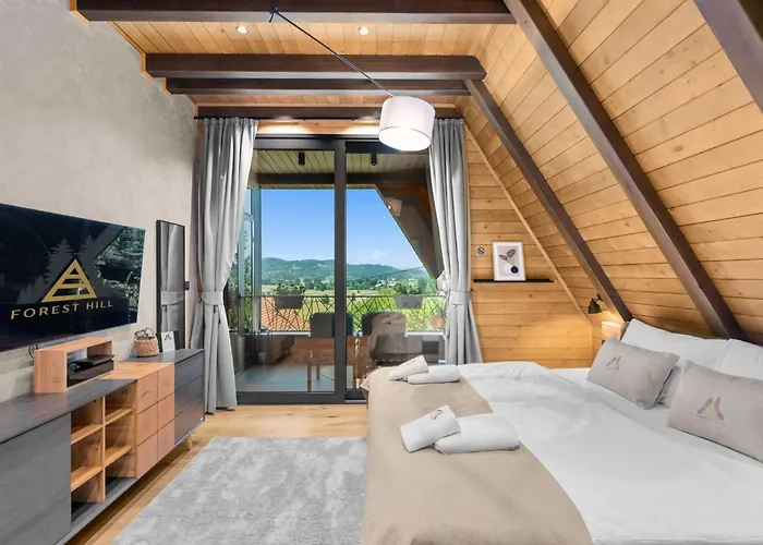 Casa vacanze Forest Hill Mit Hallenbad By Interhome