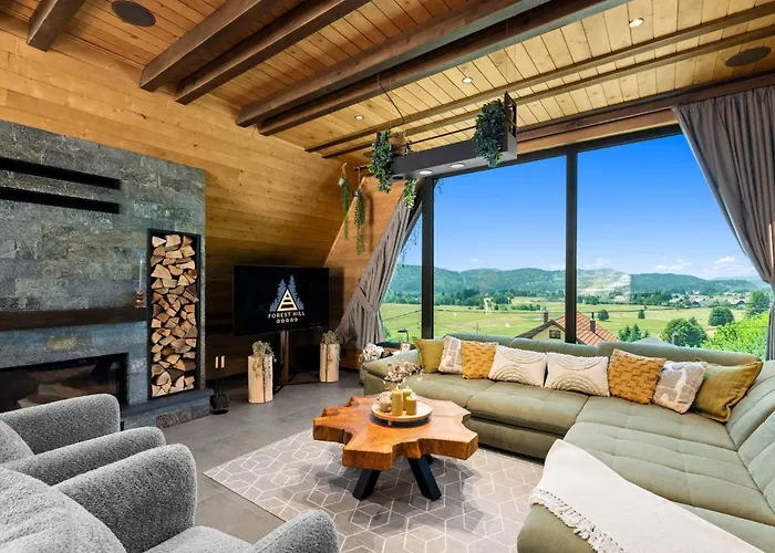 Casa vacanze Forest Hill Mit Hallenbad By Interhome