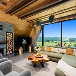 Holiday home Forest Hill Mit Hallenbad By Interhome
