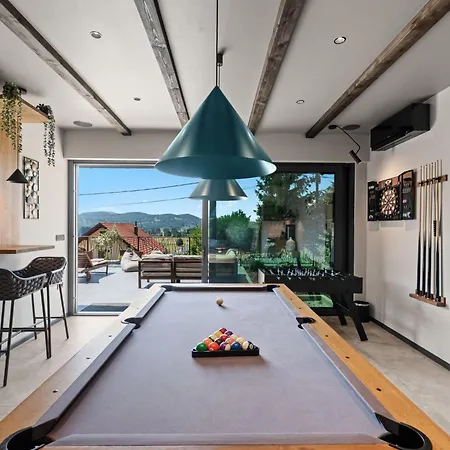 Holiday home Forest Hill Mit Hallenbad By Interhome