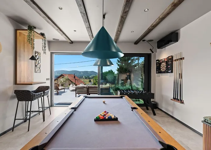 Сasa de vacaciones Forest Hill Mit Hallenbad By Interhome
